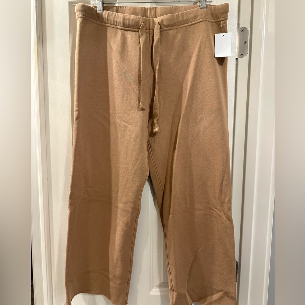 NWT Frank & Eileen Catherine Sweatpants. Size Large. Camel color